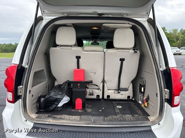 image for item DY0614 2019 Dodge Grand Caravan handicap accessible van