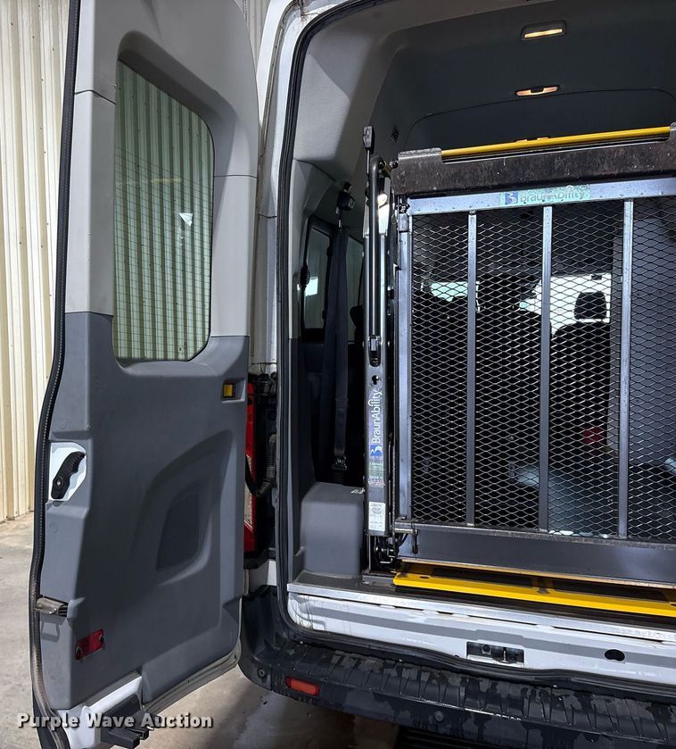 image for item DY0615 2017 Ford Transit shuttle bus