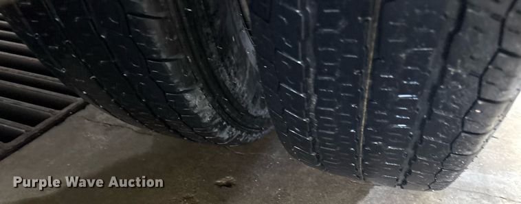 image for item DY0615 2017 Ford Transit shuttle bus