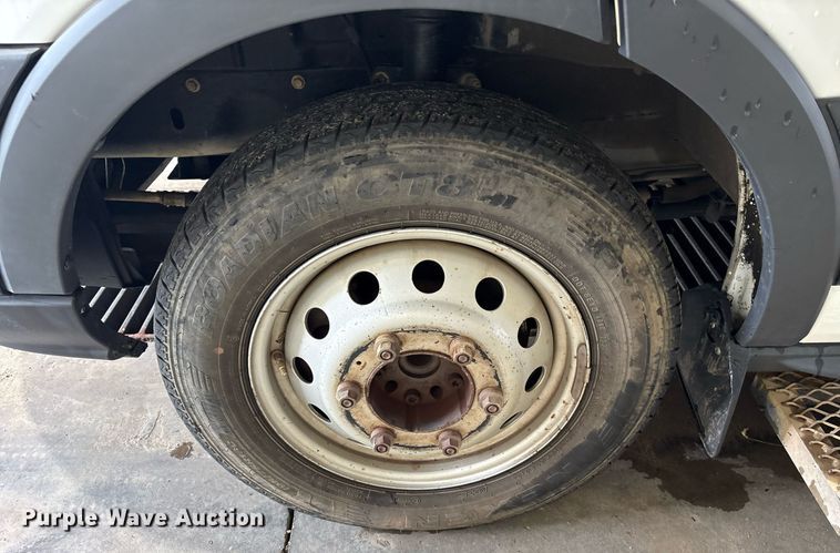 image for item DY0615 2017 Ford Transit shuttle bus