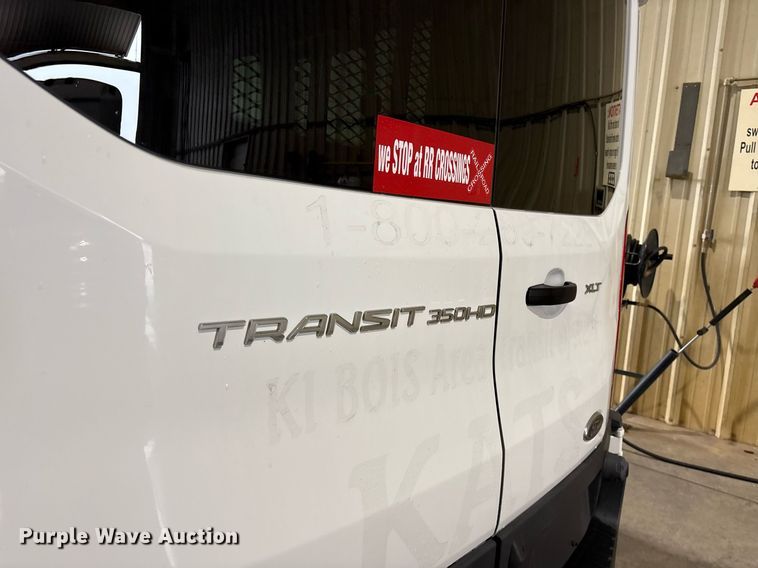 image for item DY0616 2017 Ford Transit shuttle bus