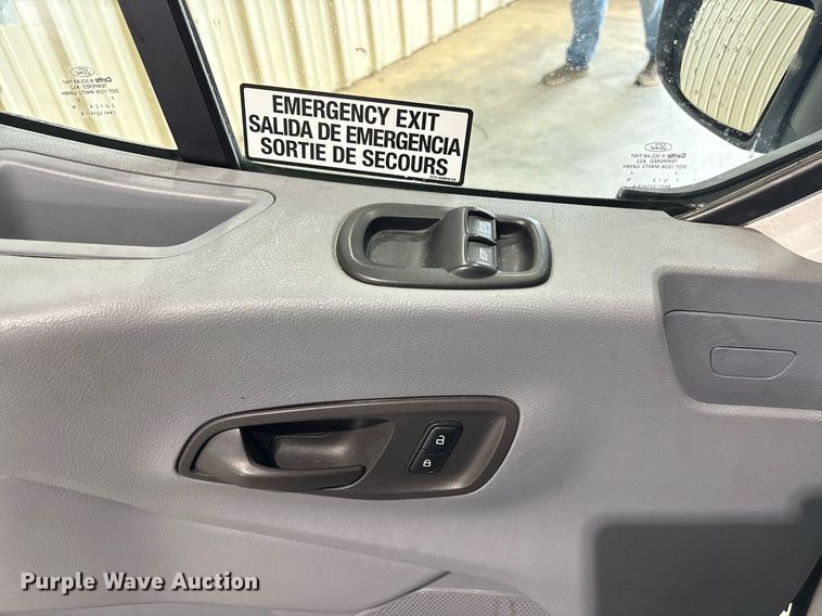 image for item DY0616 2017 Ford Transit shuttle bus