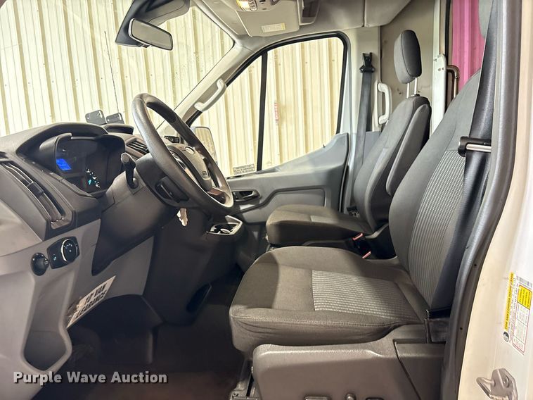 image for item DY0616 2017 Ford Transit shuttle bus