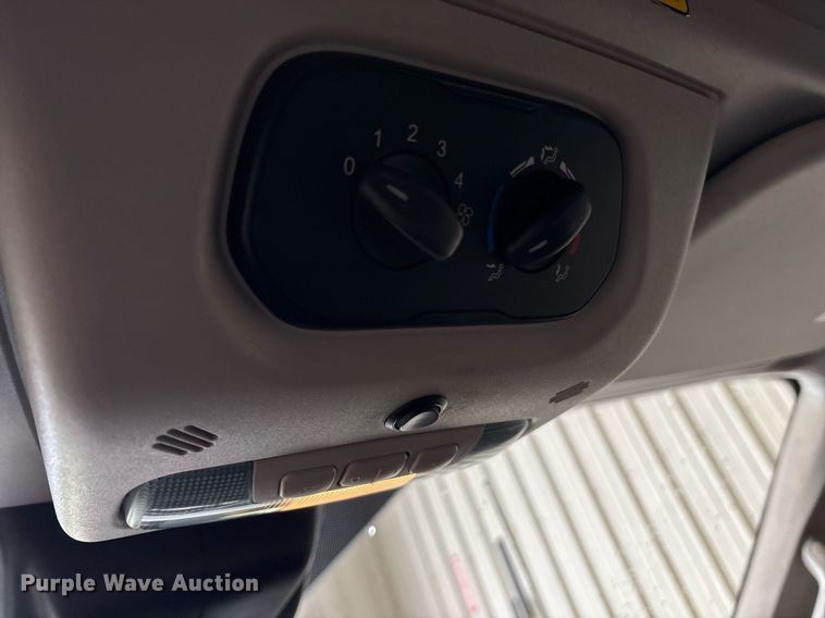 image for item DY0616 2017 Ford Transit shuttle bus