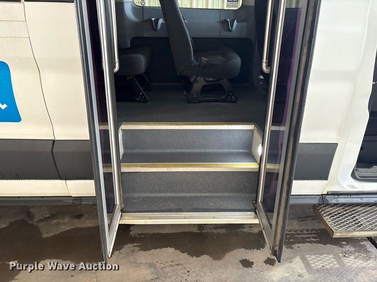 image for item DY0616 2017 Ford Transit shuttle bus