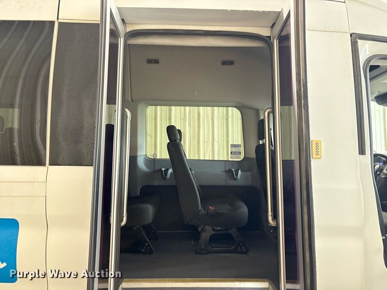 image for item DY0616 2017 Ford Transit shuttle bus