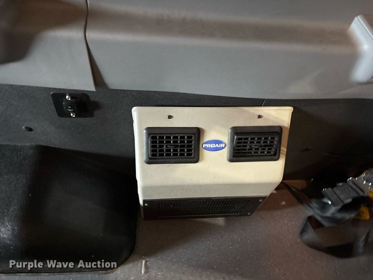 image for item DY0616 2017 Ford Transit shuttle bus