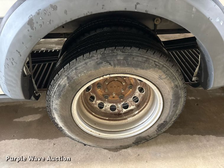 image for item DY0616 2017 Ford Transit shuttle bus