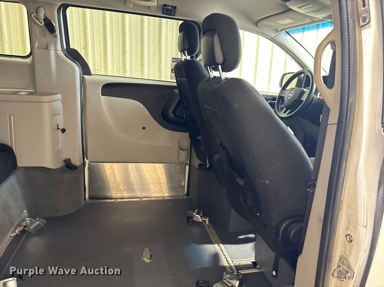 image for item DY0619 2016 Dodge Grand Caravan handicap accessible van