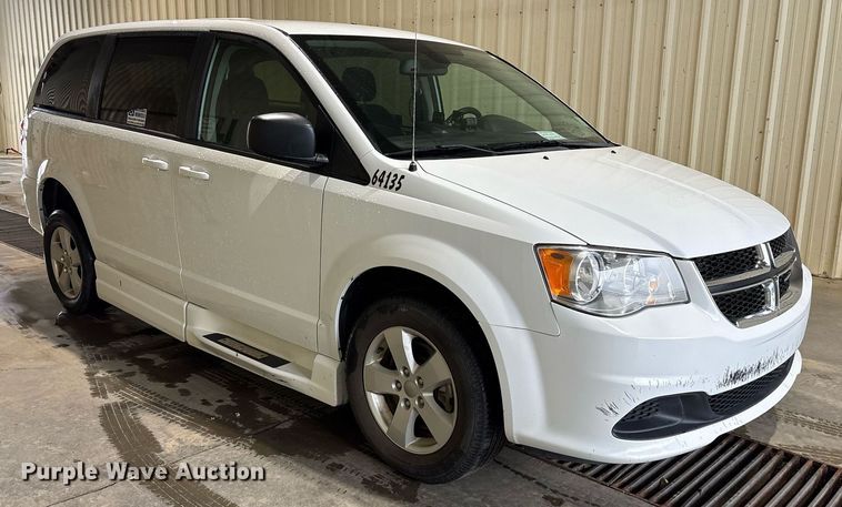 image for item DY0620 2018 Dodge Grand Caravan handicap accessible van