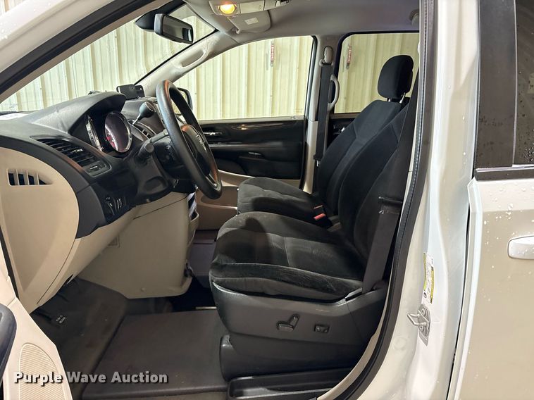 image for item DY0620 2018 Dodge Grand Caravan handicap accessible van