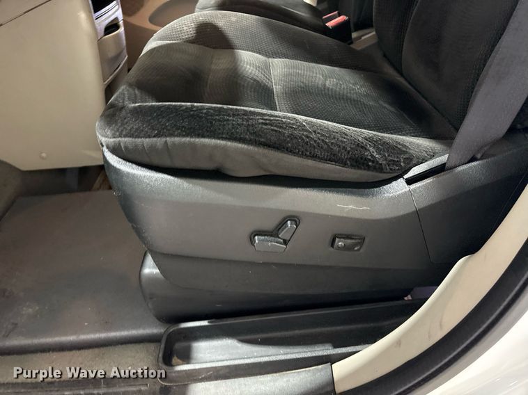 image for item DY0620 2018 Dodge Grand Caravan handicap accessible van