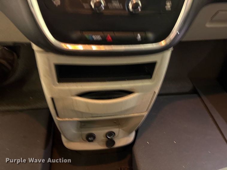 image for item DY0620 2018 Dodge Grand Caravan handicap accessible van