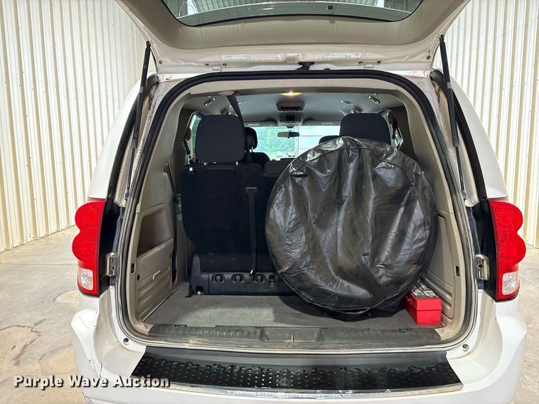 image for item DY0621 2017 Dodge Grand Caravan handicap accessible van