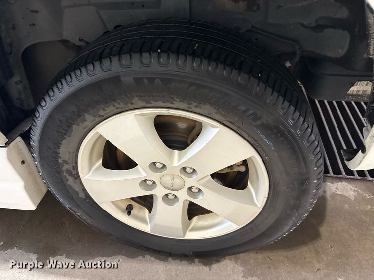 image for item DY0621 2017 Dodge Grand Caravan handicap accessible van