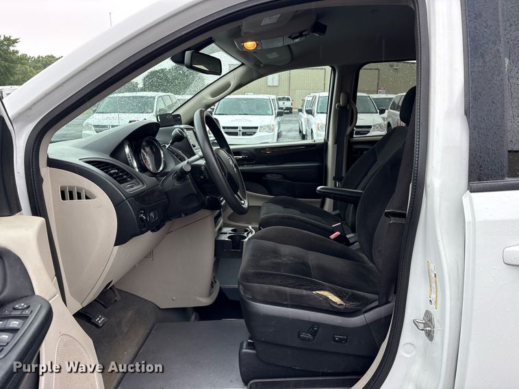 image for item DY0622 2018 Dodge Grand Caravan handicap accessible van
