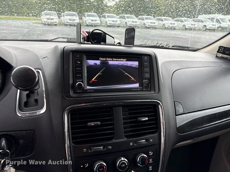 image for item DY0622 2018 Dodge Grand Caravan handicap accessible van