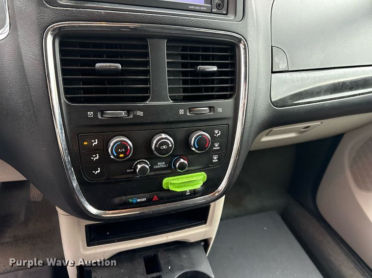 image for item DY0622 2018 Dodge Grand Caravan handicap accessible van