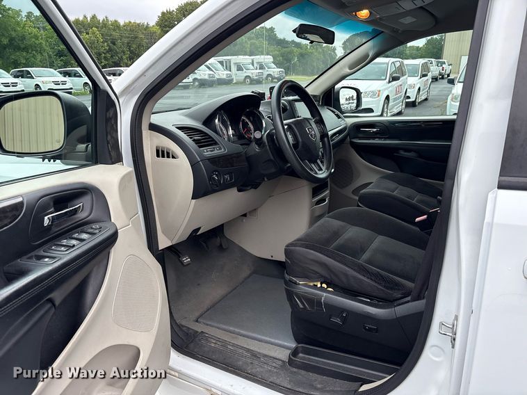 image for item DY0623 2017 Dodge Grand Caravan handicap accessible van