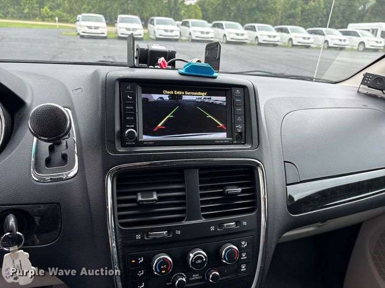 image for item DY0623 2017 Dodge Grand Caravan handicap accessible van