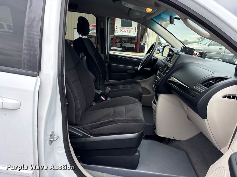 image for item DY0623 2017 Dodge Grand Caravan handicap accessible van