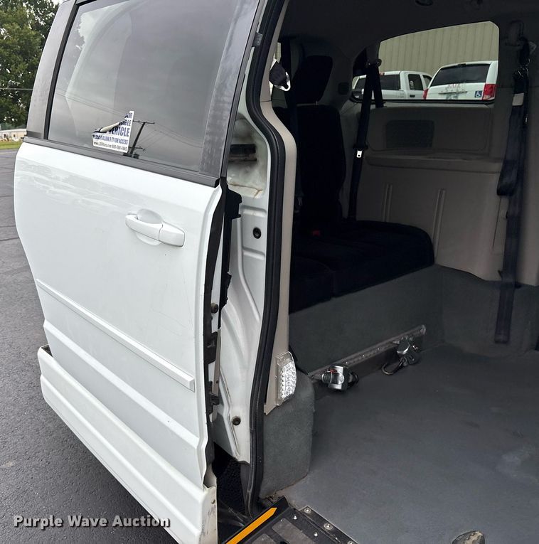 image for item DY0623 2017 Dodge Grand Caravan handicap accessible van