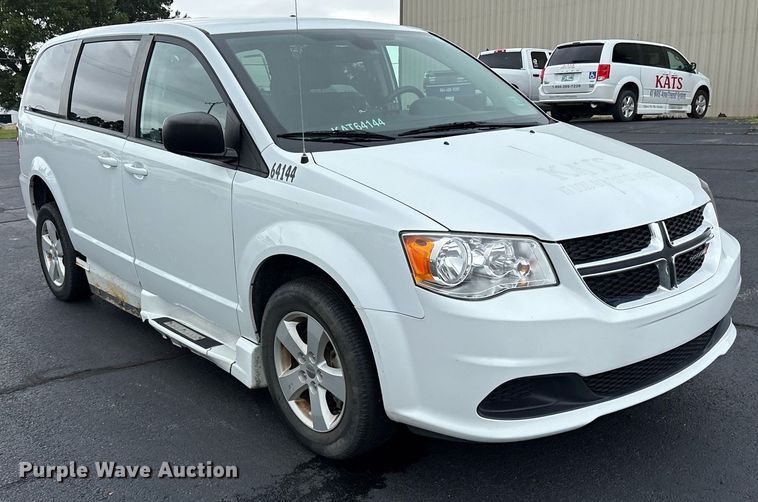 image for item DY0624 2018 Dodge Grand Caravan handicap accessible van