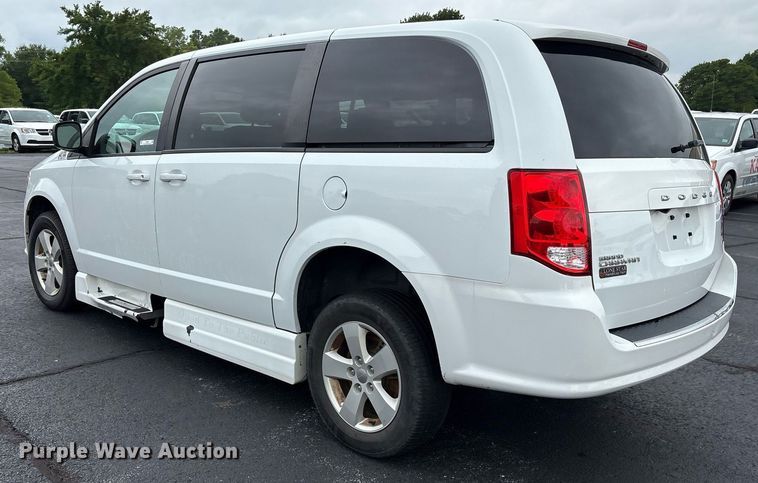 image for item DY0624 2018 Dodge Grand Caravan handicap accessible van