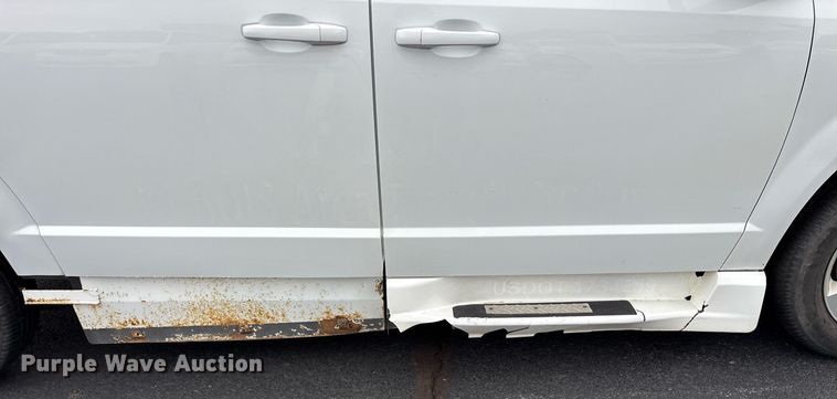 image for item DY0624 2018 Dodge Grand Caravan handicap accessible van