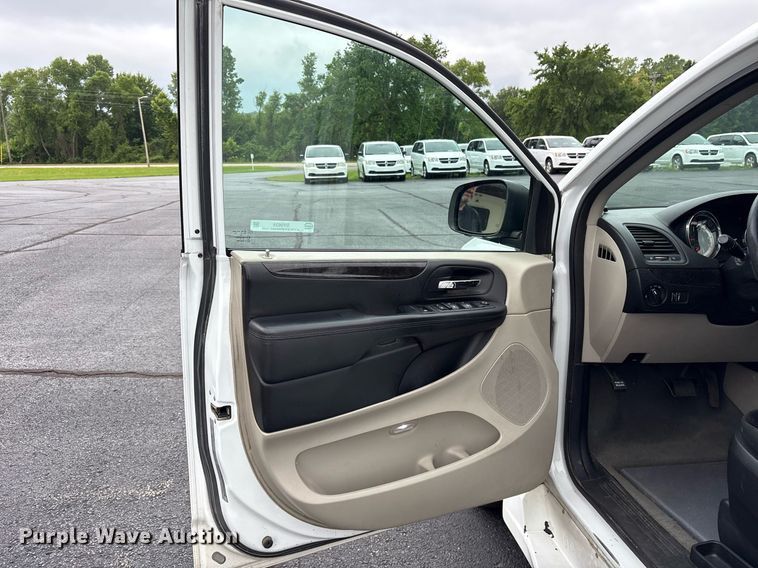 image for item DY0624 2018 Dodge Grand Caravan handicap accessible van