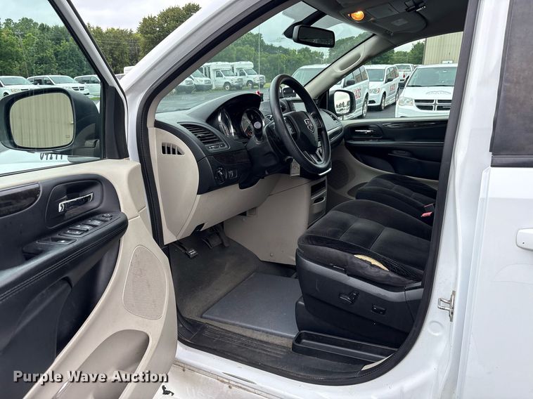 image for item DY0624 2018 Dodge Grand Caravan handicap accessible van