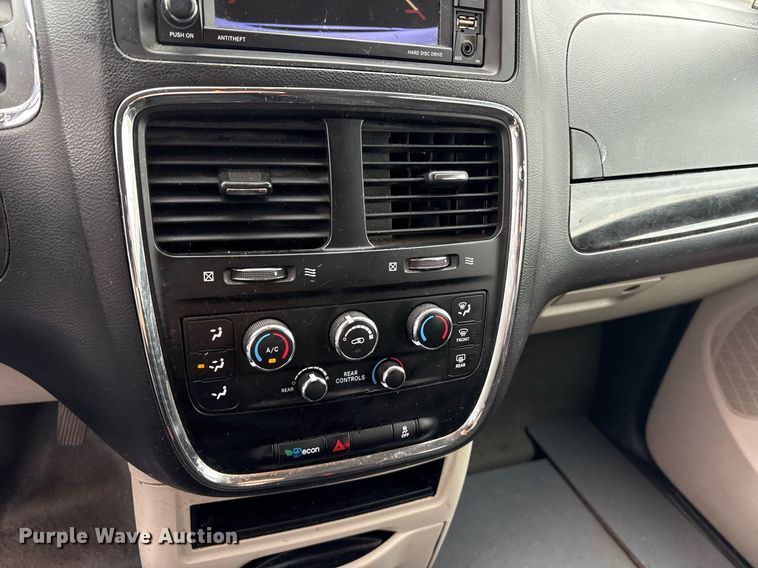 image for item DY0624 2018 Dodge Grand Caravan handicap accessible van