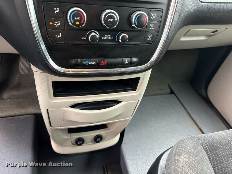 image for item DY0624 2018 Dodge Grand Caravan handicap accessible van