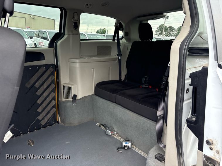 image for item DY0624 2018 Dodge Grand Caravan handicap accessible van