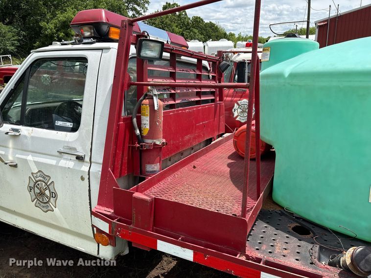 image for item DY2532 1990 Ford F350 Lariat brush fire truck