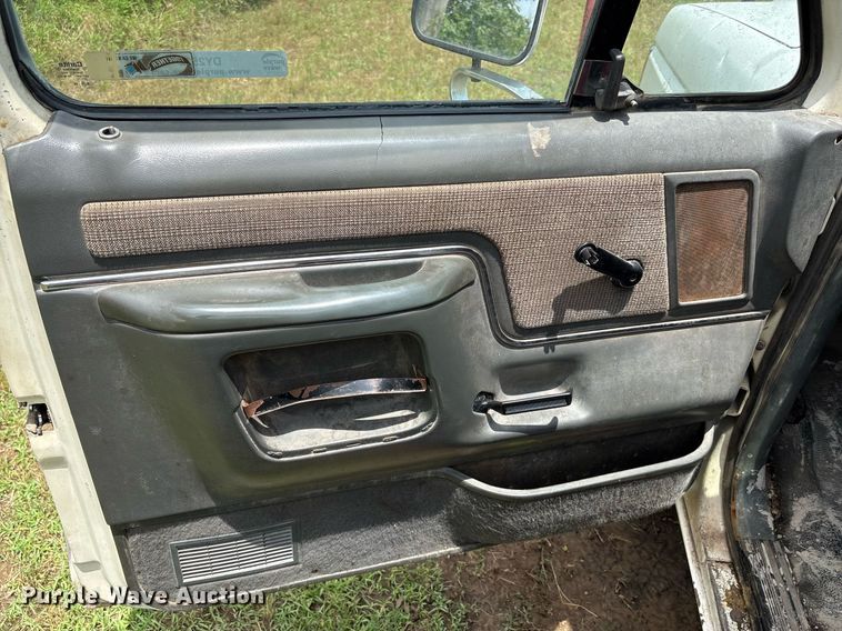 image for item DY2532 1990 Ford F350 Lariat brush fire truck