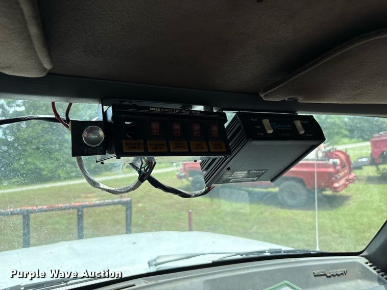 image for item DY2532 1990 Ford F350 Lariat brush fire truck