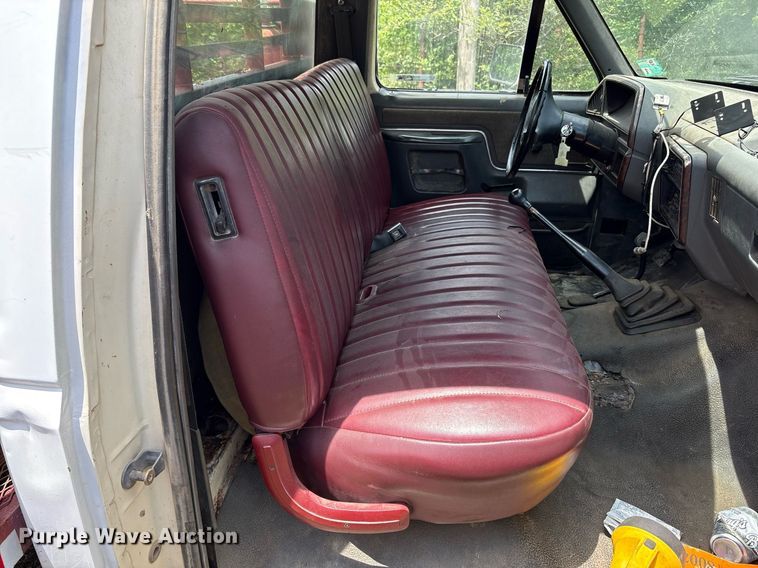 image for item DY2532 1990 Ford F350 Lariat brush fire truck