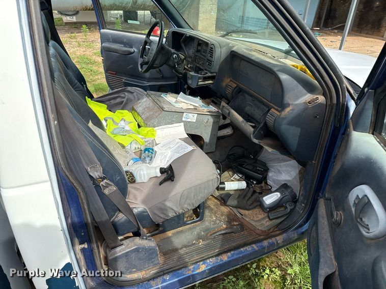 image for item DZ8501 1997 Chevrolet C1500 utility bed pickup truck