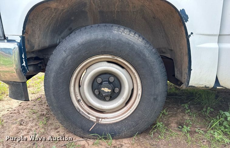 image for item DZ8501 1997 Chevrolet C1500 utility bed pickup truck