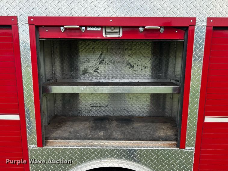 image for item DZ8502 2002 Ford F350 rescue vehicle