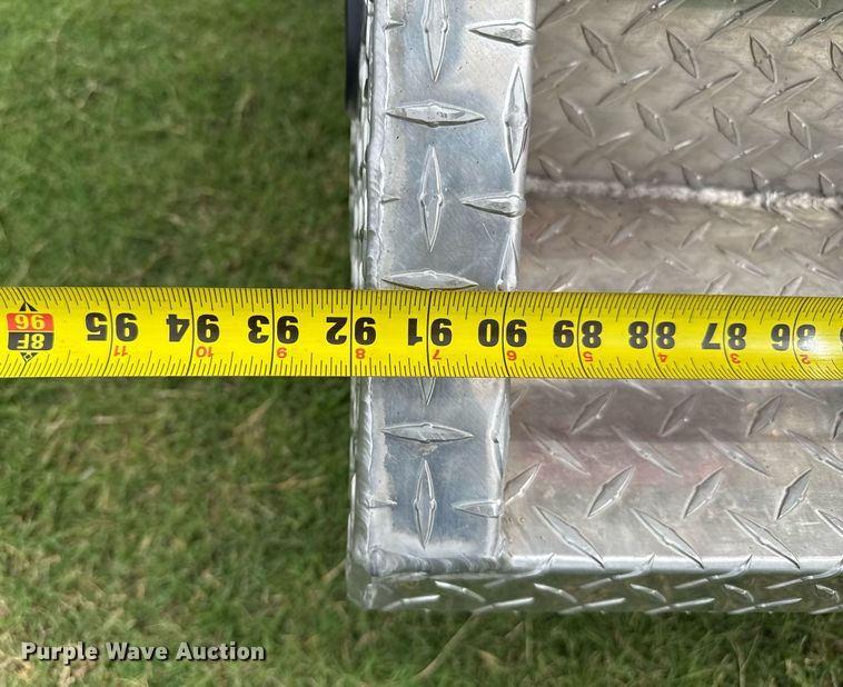 image for item DZ8502 2002 Ford F350 rescue vehicle