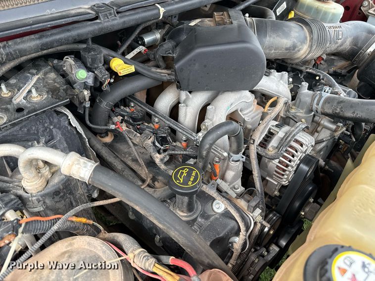 image for item DZ8502 2002 Ford F350 rescue vehicle