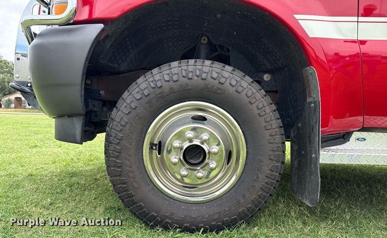 image for item DZ8502 2002 Ford F350 rescue vehicle