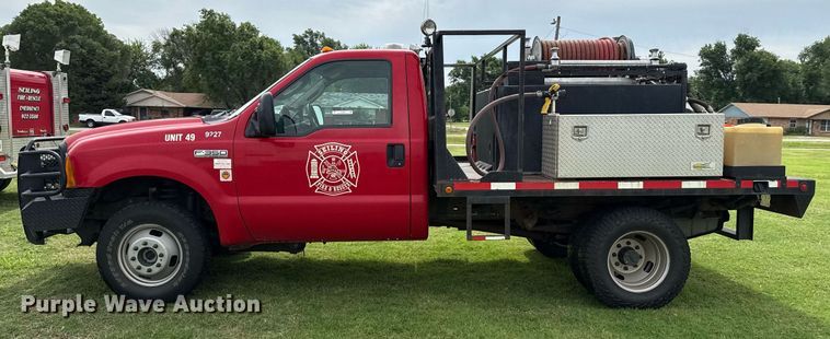 image for item DZ8503 2007 Ford F350 Super Duty XL brush fire truck