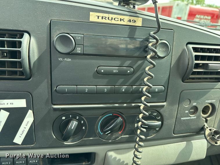 image for item DZ8503 2007 Ford F350 Super Duty XL brush fire truck