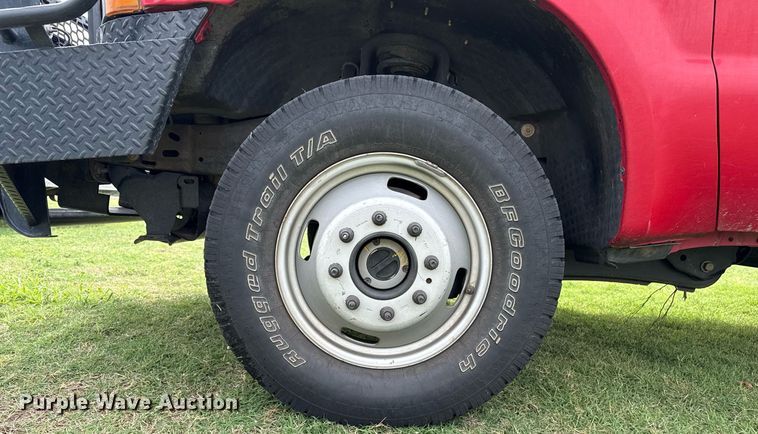 image for item DZ8503 2007 Ford F350 Super Duty XL brush fire truck