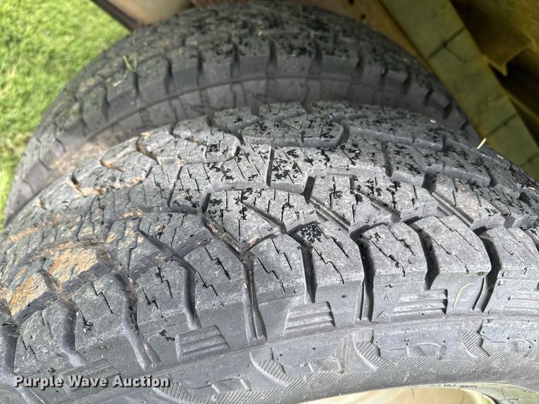 image for item DZ8503 2007 Ford F350 Super Duty XL brush fire truck