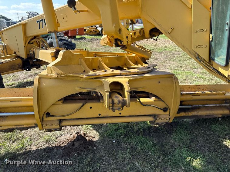 image for item DZ8504 1984 John Deere 770A motor grader