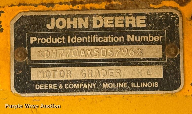 image for item DZ8504 1984 John Deere 770A motor grader